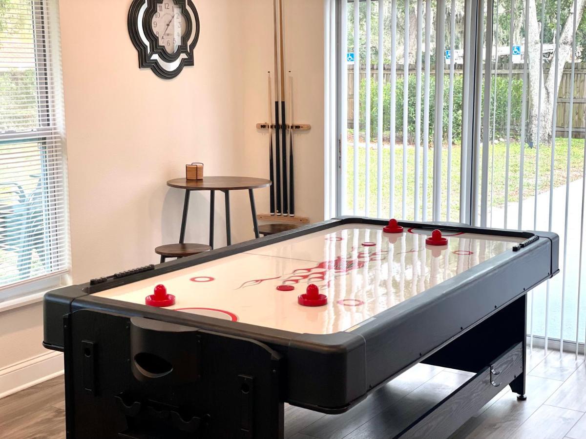 Plush Sheets, Games!, Huge Backyard, Massage Chair 坦帕 外观 照片
